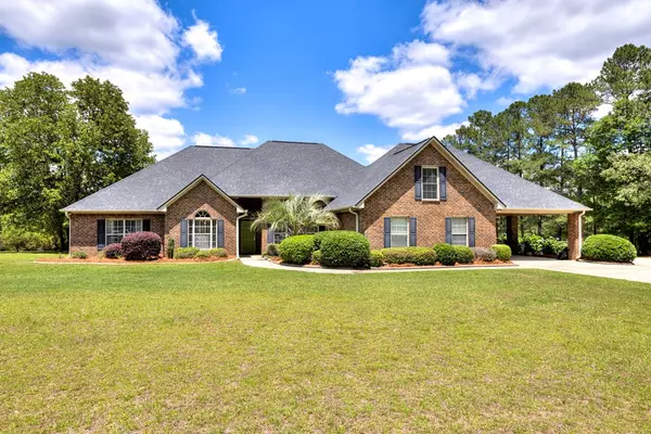 Wedgefield, SC 29168,4991 Wedgelake DR Drive