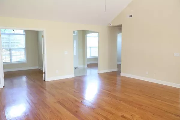 Dalzell, SC 29040,2610 Turningleaf LN Lane