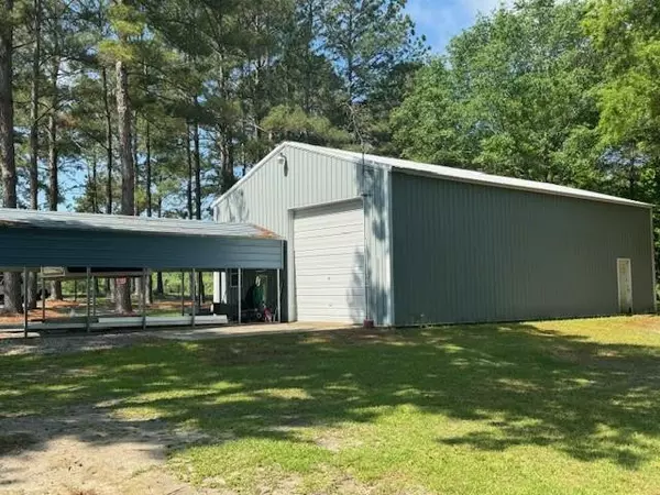 Summerton, SC 29148,1427 Lake Marion Shores RD Road