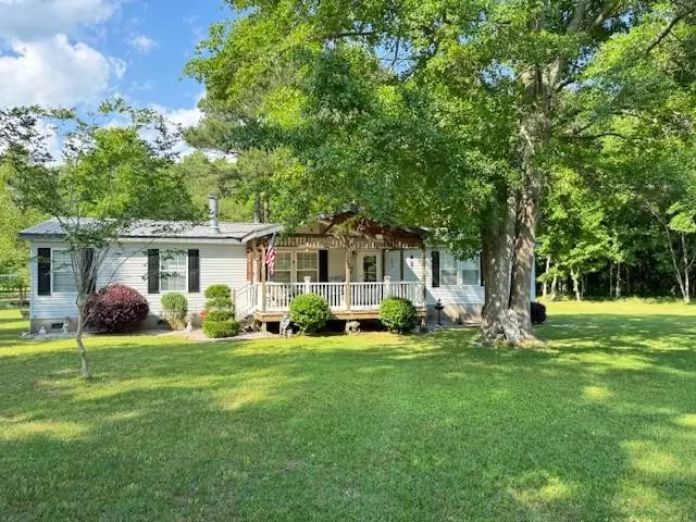 Summerton, SC 29148,1427 Lake Marion Shores RD Road