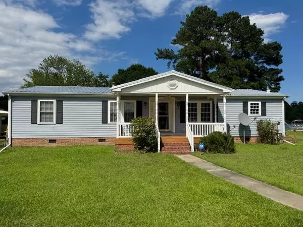 1204 Gin Pond DR Drive, Summerton, SC 29148