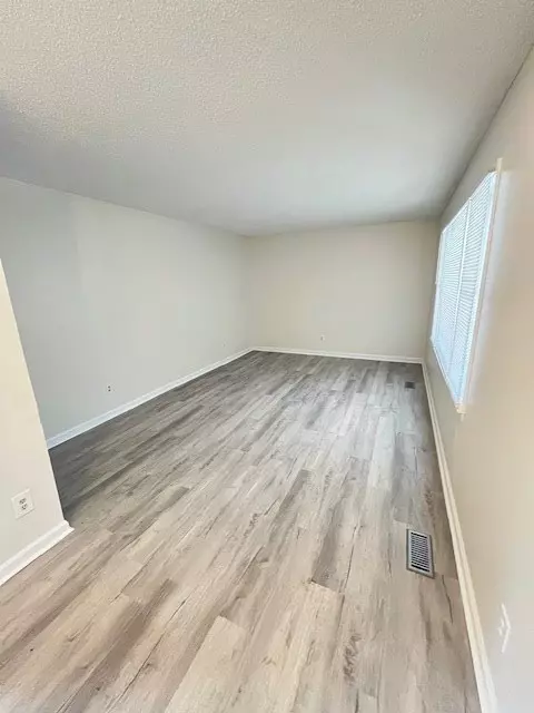 Dalzell, SC 29040,2875 Watermark DR Drive