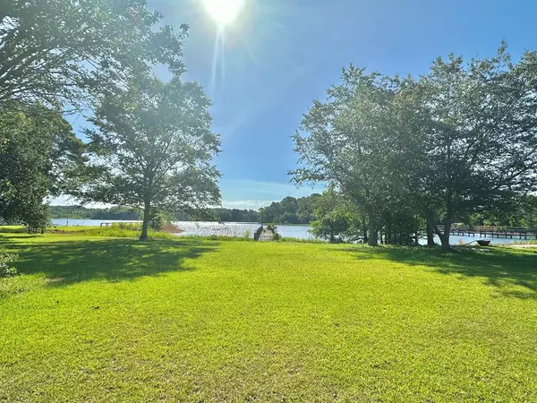 Summerton, SC 29148,1636 Ralph Bell RD Road