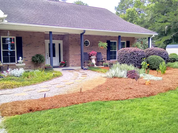 Elloree, SC 29047,228 Griffith LN Lane