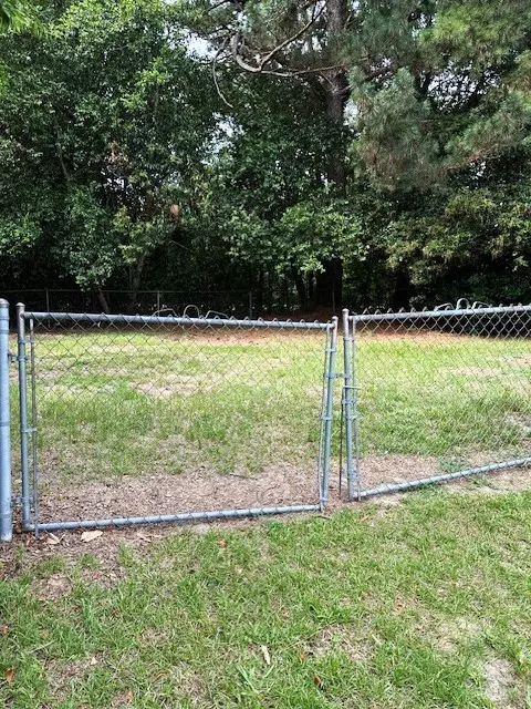 Summerton, SC 29148,1122 Session ST Street