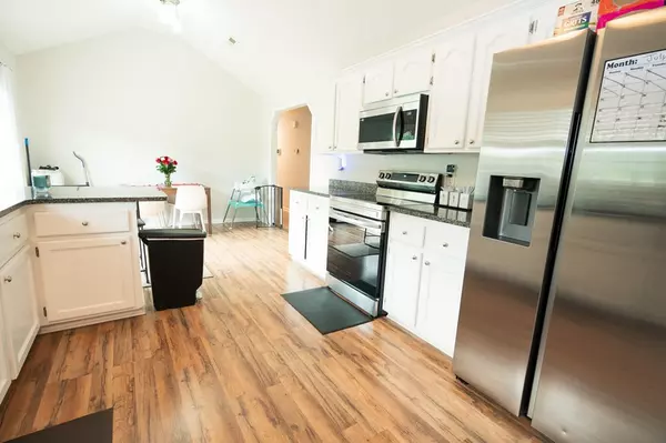 Dalzell, SC 29040,3370 Sportsman DR Drive