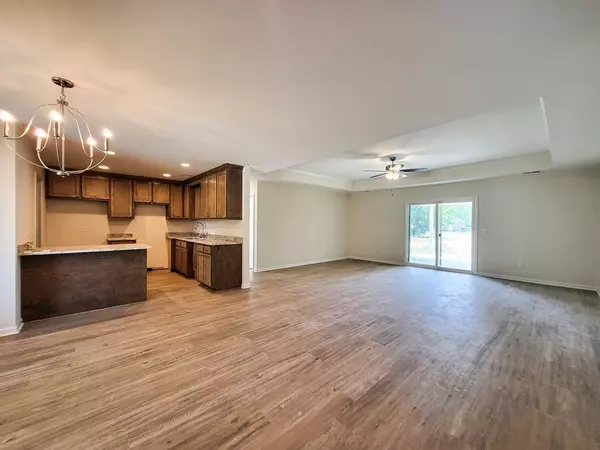 Sumter, SC 29153,1970 Adirondack CT Court