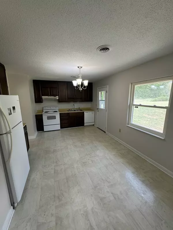 Wedgefield, SC 29168,1 Glade DR Drive