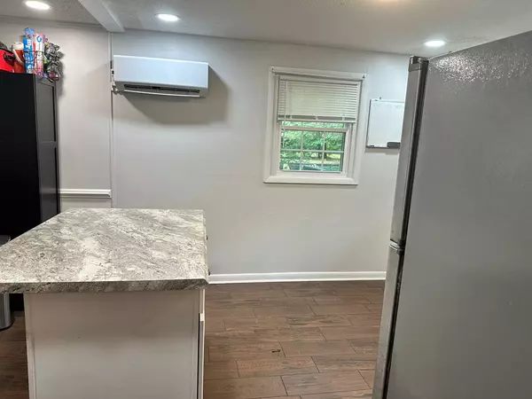 Sumter, SC 29153,1045 W Sherwood DR Drive