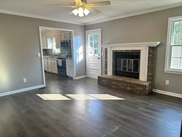 Dalzell, SC 29040,5682 Whisperwood DR Drive