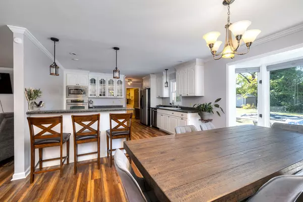 Bishopville, SC 29010,609 W Church ST Street