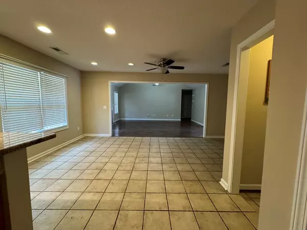 Dalzell, SC 29040,60 Doctors CT Court