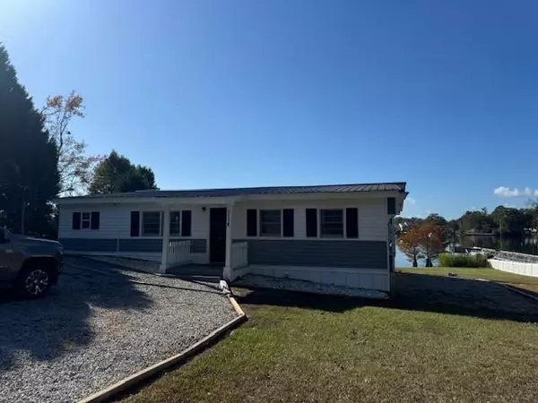 1110 Joyner DR Drive, Summerton, SC 29148