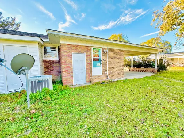 Turbeville, SC 29162,1179 Coker ST Street