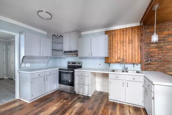 Sumter, SC 29153,1001 E Sherwood DR Drive