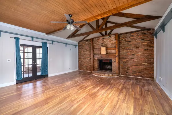 Sumter, SC 29153,1001 E Sherwood DR Drive