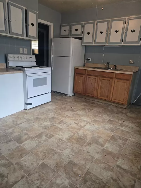 Mayesville, SC 29104,4000 Fourth ST Street