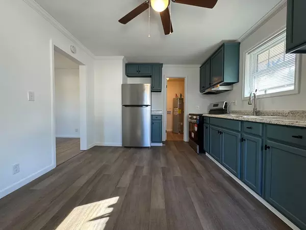 Mayesville, SC 29104,3920 Third ST Street