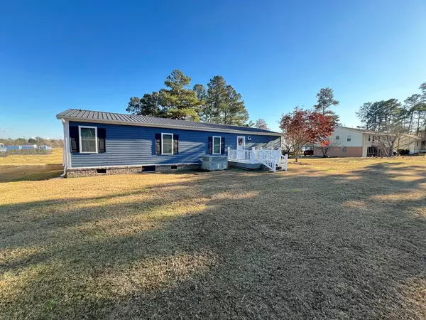 Summerton, SC 29148,1193 Newman CIR Circle