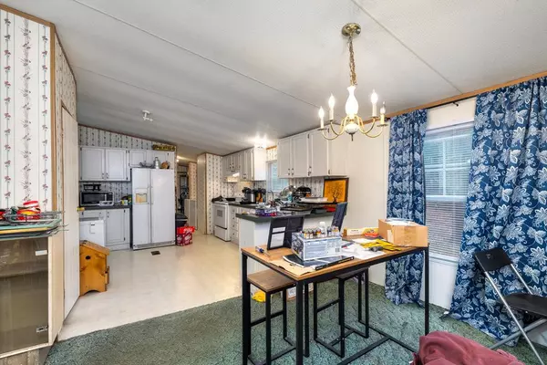 Dalzell, SC 29040,2965 Mcelveen