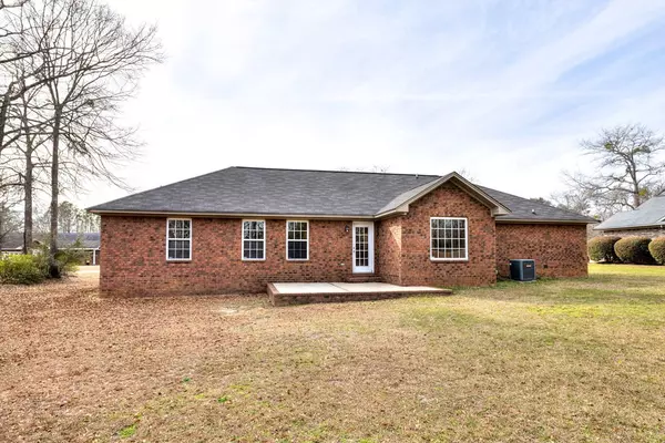 Dalzell, SC 29040,2480 Navigator CIR Circle