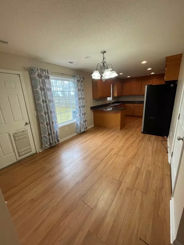 Dalzell, SC 29040,2785 Navigator CIR Circle