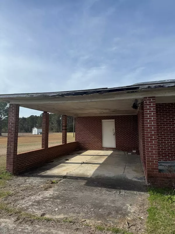 Manning, SC 29102,1142 Pearson