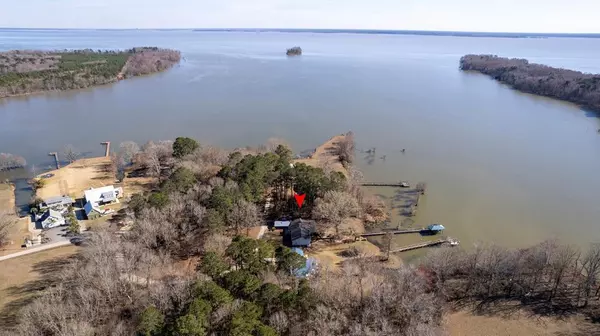 2018 Goat Island RD Road, Summerton, SC 29148