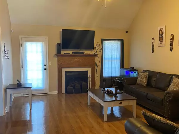 Dalzell, SC 29040,2590 Navigator