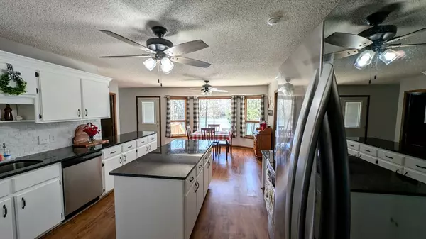 Dalzell, SC 29040,3050 Crest Haven DR Drive