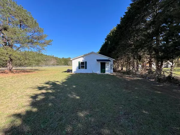 6325 Legendary LN Lane, Wedgefield, SC 29168