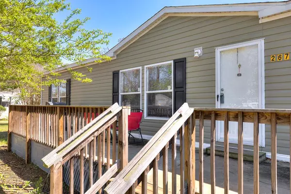 Wedgefield, SC 29168,2675 Burnt Gn RD Road