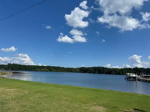 Summerton, SC 29148,1034 Island CT Court