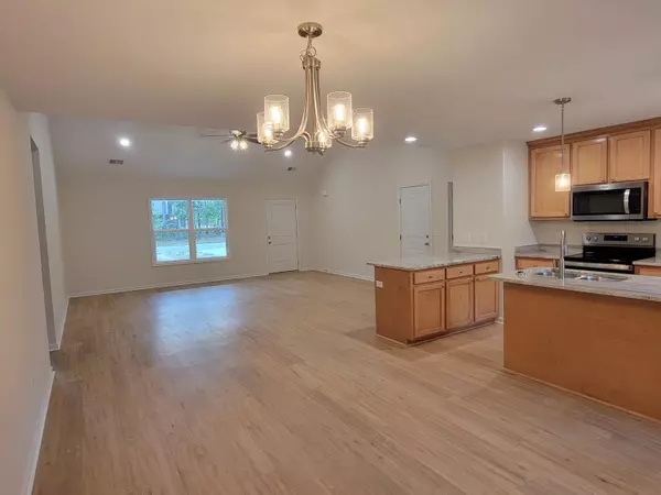 Wedgefield, SC 29168,4825 Sedgewood DR Drive