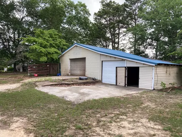 Bishopville, SC 29010,140 Cedar Creek RD Road
