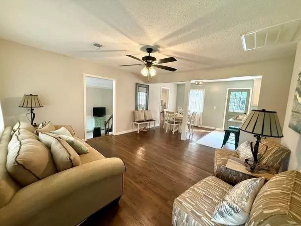 Sumter, SC 29154,2044 Greenville CIR Circle