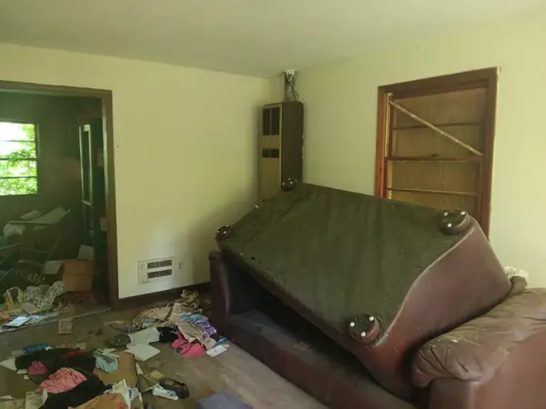 Kingstree, SC 29556,21 Queens CIR Circle