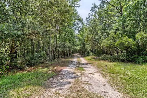 Rembert, SC 29128,5580 Cimmaron RD Road