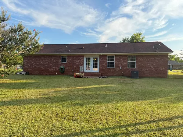 Dalzell, SC 29040,3205 Lee Altman DR Drive