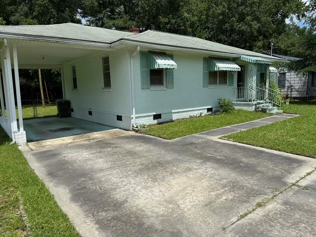 Sumter, SC 29150,6 Emily