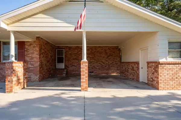 Sumter, SC 29150,669 Red Bud PARK Park