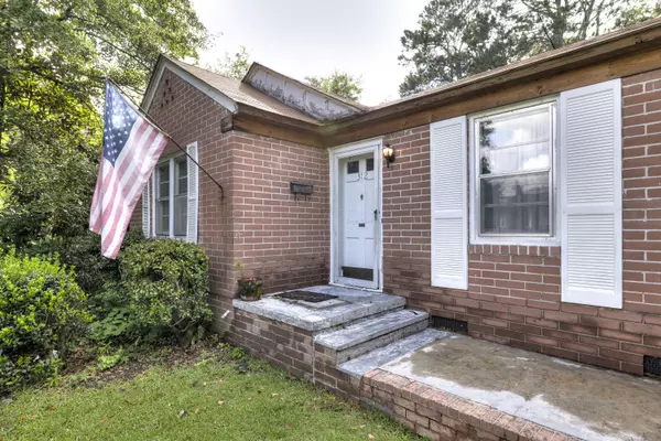 Bishopville, SC 29010,312 Elk ST Street