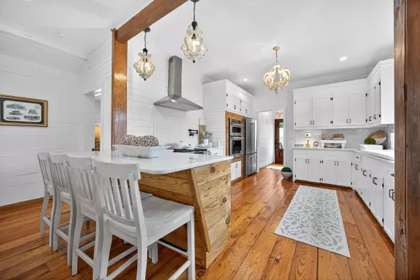 Pamplico, SC 29583,1767 W Hwy 378 Hannah