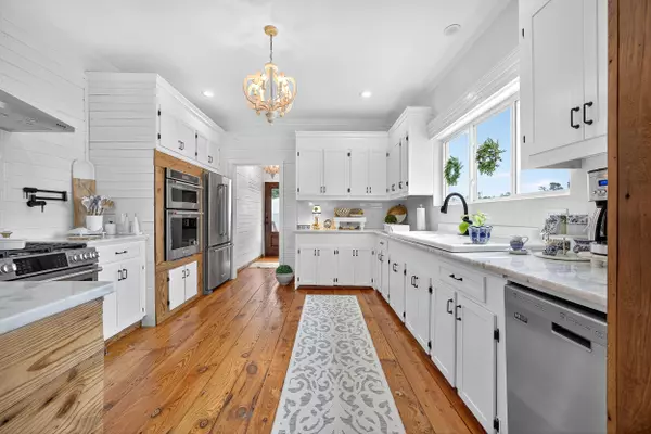 Pamplico, SC 29583,1767 W Hwy 378 Hannah