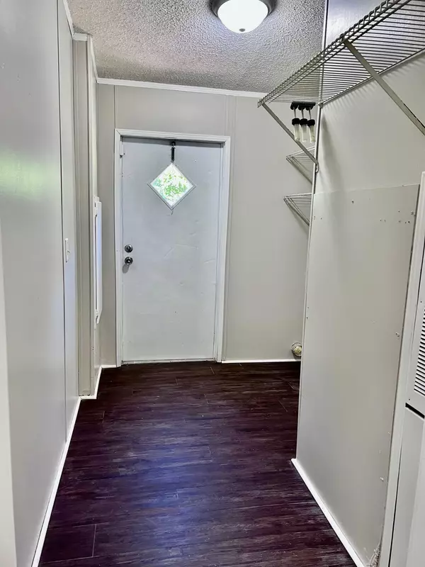 Dalzell, SC 29040,6175 Fish RD Road