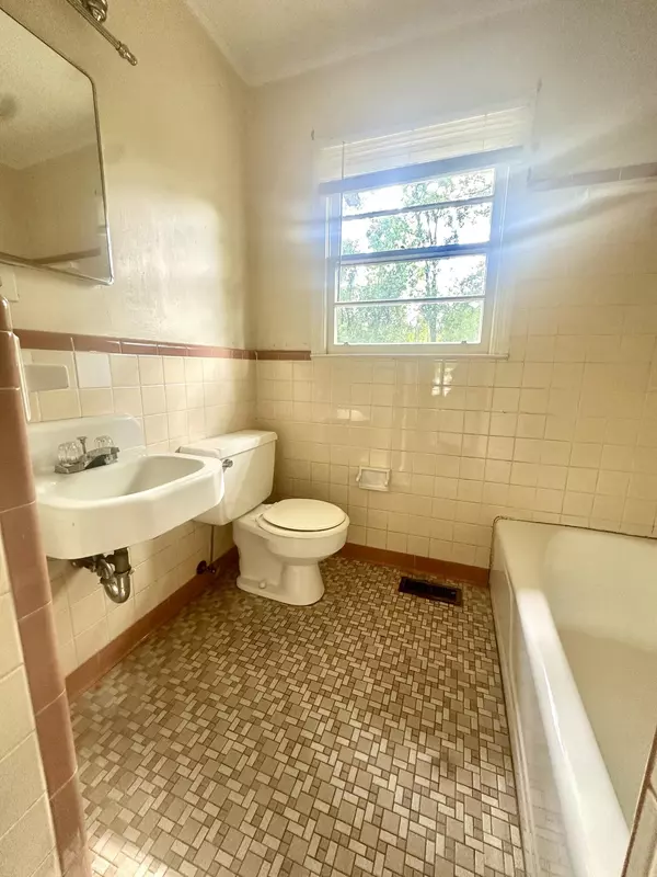 Sumter, SC 29150,11 Parker DR Drive