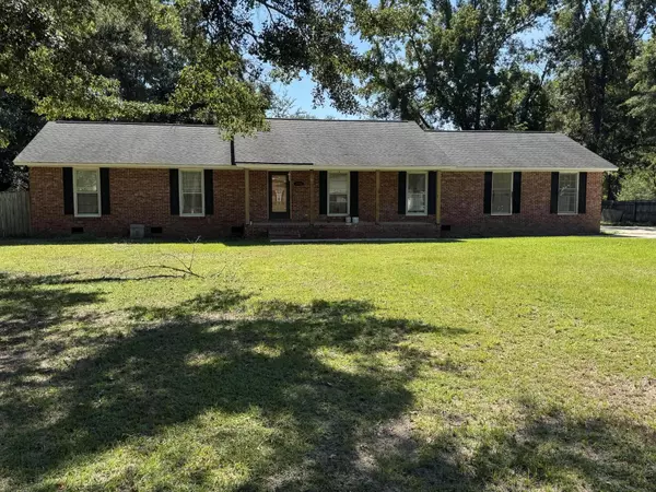 Manning, SC 29102,1030 Catawba ST Street