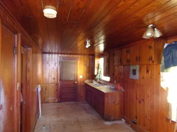 Summerton, SC 29148,5 Caldwell ST Street