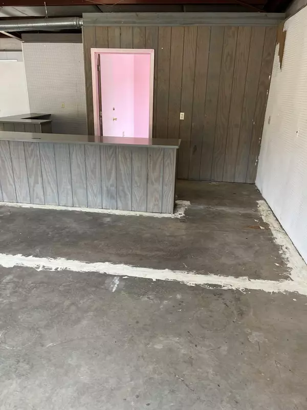 Sumter, SC 29150,220 S Pike