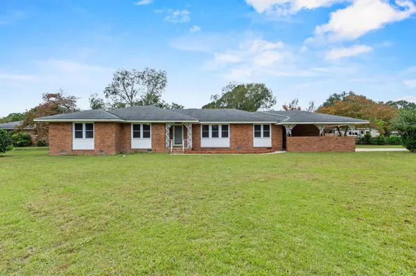 Sumter, SC 29150,121 Lesesne DR Drive